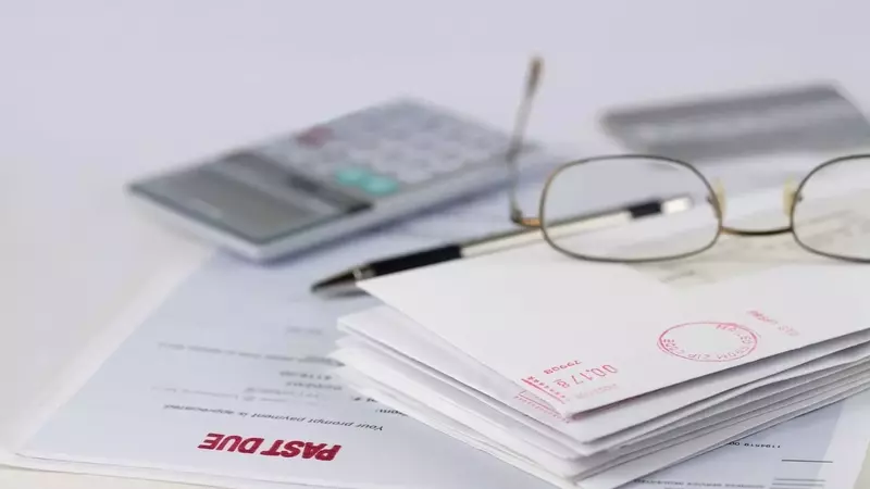 Understanding the Repercussions of Overdue Payments