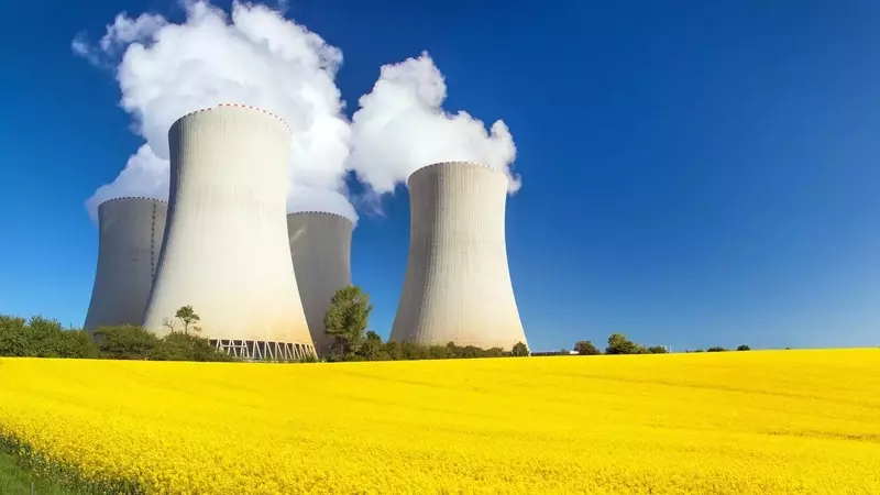 NUKZ: Nuclear Energy Stocks Show Consolidation Amidst AI-Driven Market Expansion