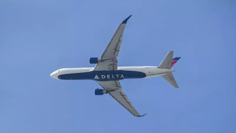 Berkshire Hathaway's Shifting Stance on Airline Investments