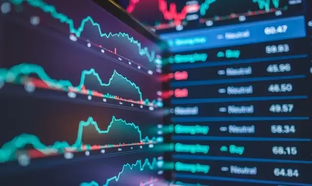 Interest Rate Trends and Geopolitical Impacts on Global Markets