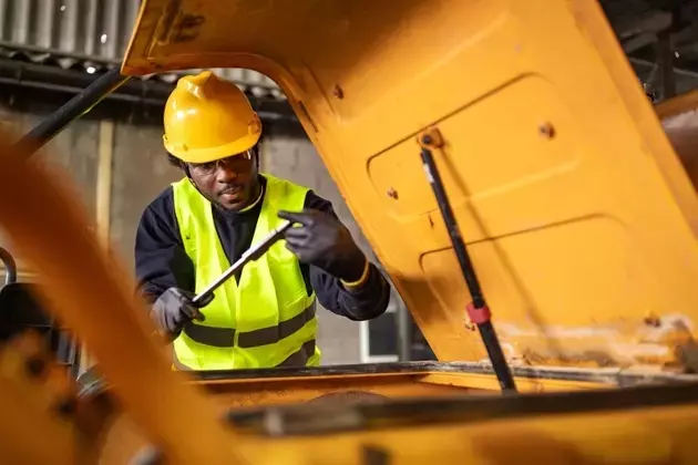 Hyster-Yale Navigates Industrial Downturn Amidst Tariff Challenges