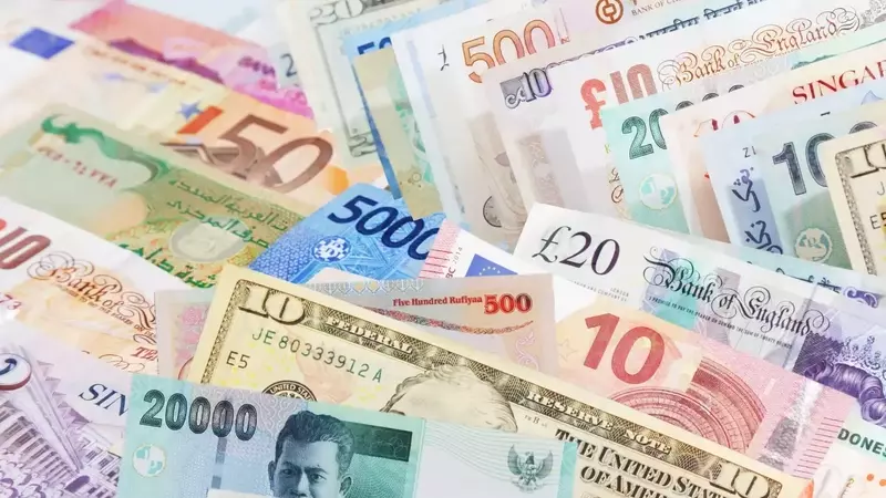 Understanding Weak Currencies: Causes, Impacts, and Solutions