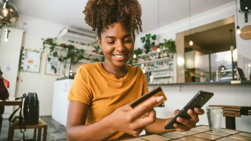 Maximizing Your Returns: A Comprehensive Guide to Cash-Back Rewards Credit Cards