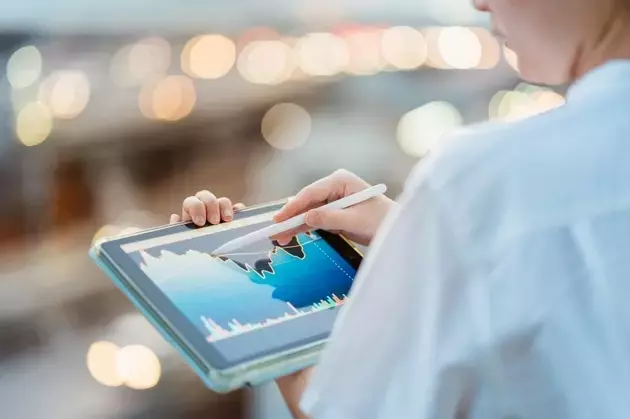 Navigating Market Volatility: Overcoming Behavioral Biases