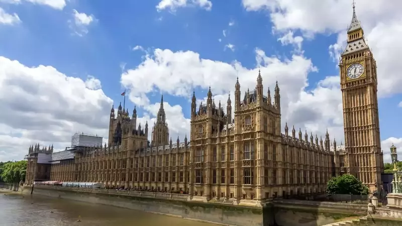 A Comprehensive Guide to UK Equity Exchange-Traded Funds