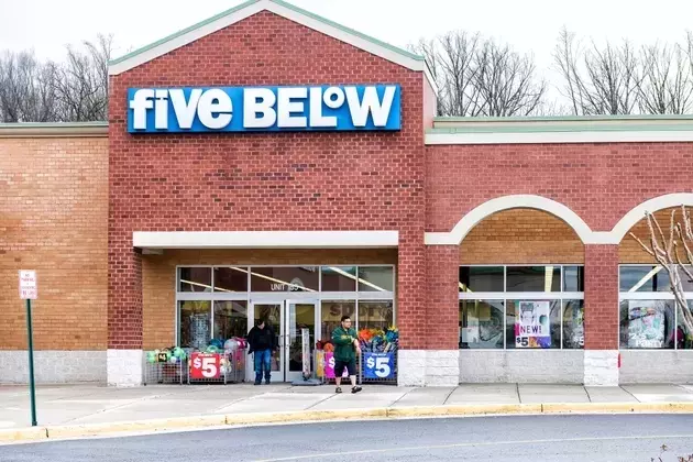 Five Below Q1 Preview: Shares A Hold, Strong Results Expected