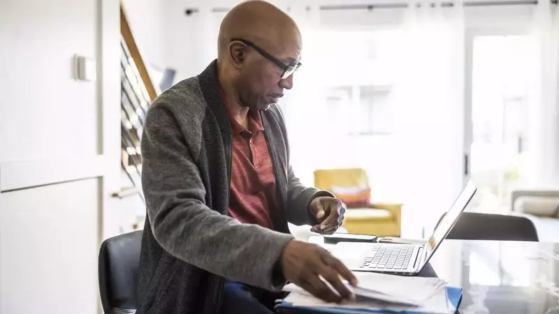 Navigating Your Retirement: 401(k) Rollovers to Pensions