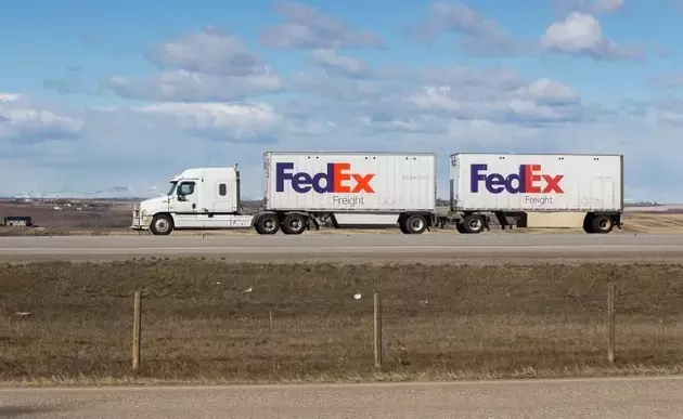 FedEx Freight Spin-off: A Cautious Investment Outlook