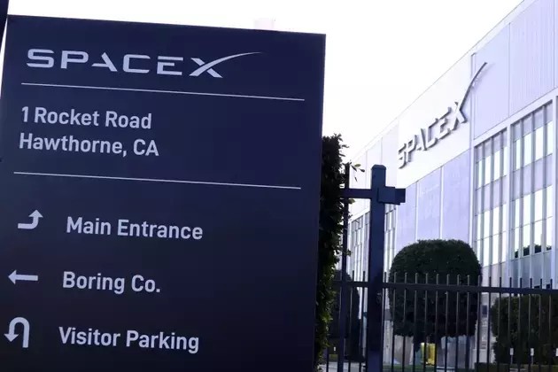 SpaceX's Market Debut, Tech Sector Trends, and Economic Outlook
