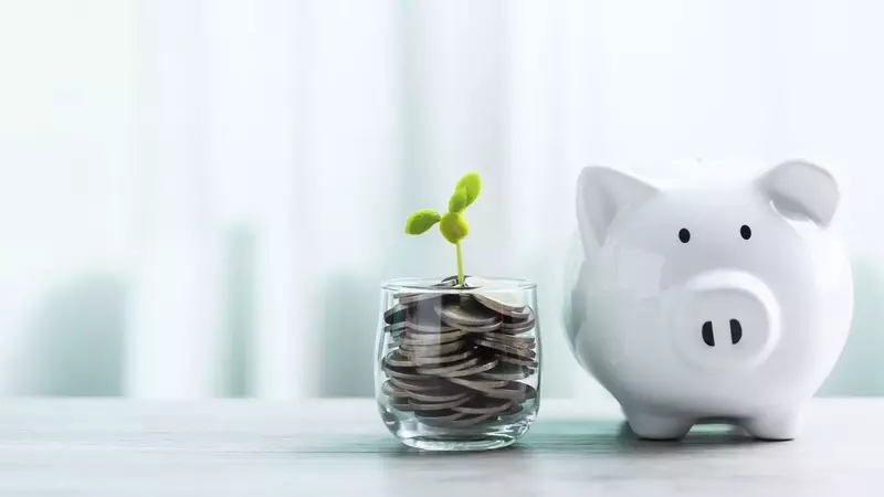 Strategic Investment Moves Amidst Market Peaks: A May 2026 Review