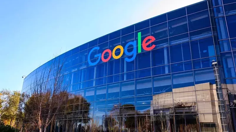 Alphabet's Market Outperformance Predicted for 2026
