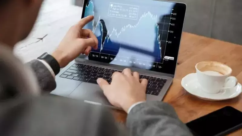 JPMorgan Elevates IBM's Rating Amidst Software-Driven Growth Projections