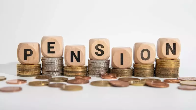 Dutch Pension Transitions: A Catalyst for Curve Steepening in European Markets