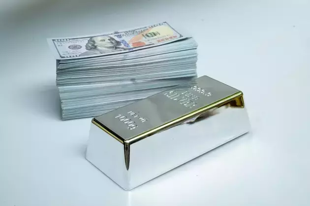 Silver's Undervalued Opportunity: A Deep Dive into PSLV