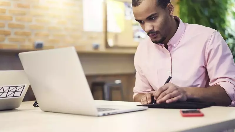 Understanding the Sophisticated Investor: Benefits, Regulations, and Tax Strategies