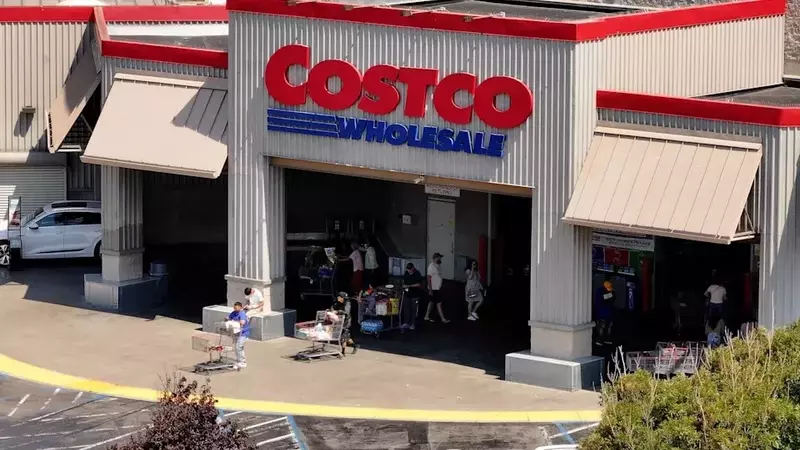 Costco Outperforms Target: A Retail Investment Analysis for 2026