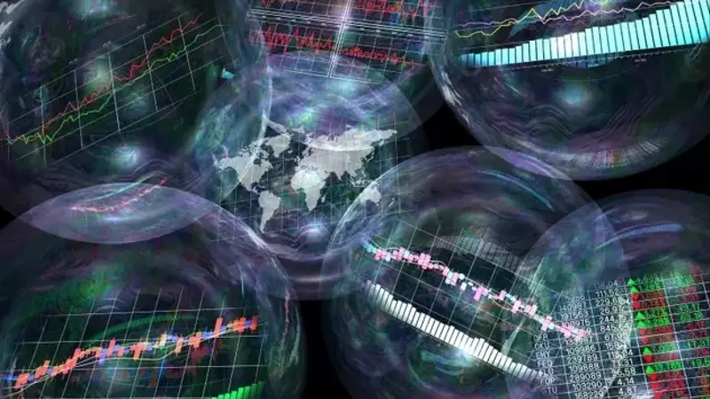 Navigating the Market's Bubble Phase: Opportunities and Risks
