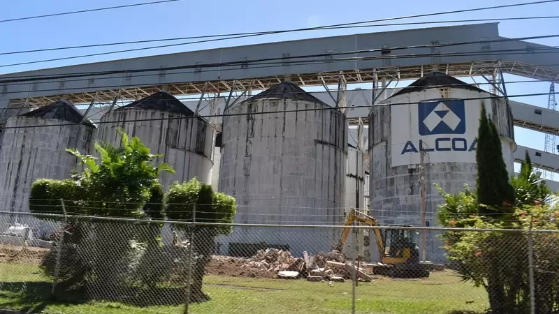 Alcoa Navigates Market Volatility Ahead of Earnings