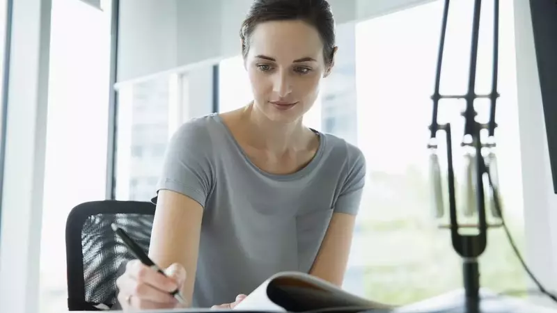 Retirement Savings Habits of Young Adults: What the Data Reveals