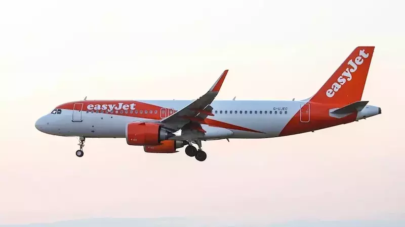 EasyJet Sets Unified Bid Deadline for Apollo and Castlelake