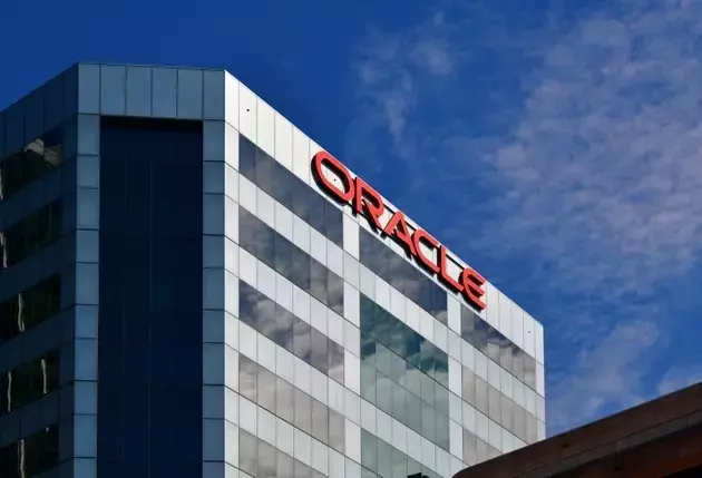 Oracle's Cloud Ascent: A Reassessment of Value and Growth Potential