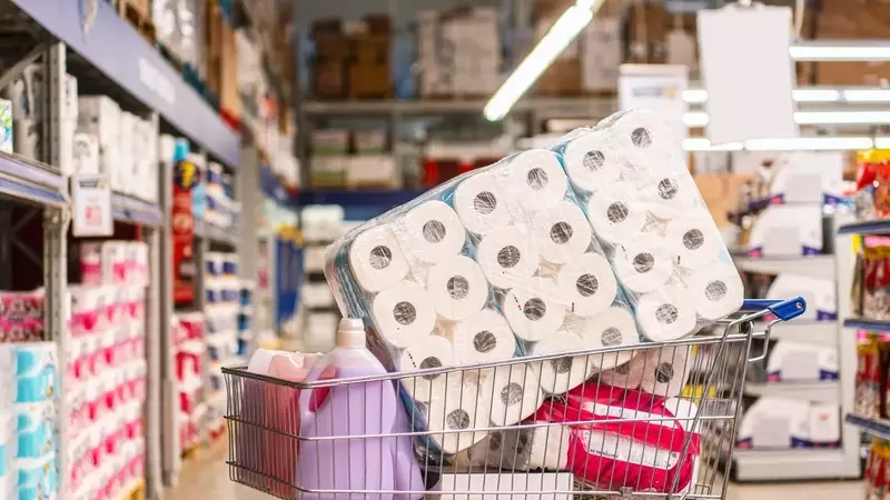 Kimberly-Clark's Q2 Performance: A Mixed Bag and Revised Outlook