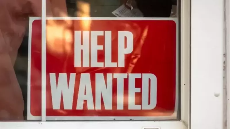 July Jobs Report: Unexpected Decline Signals Economic Shift