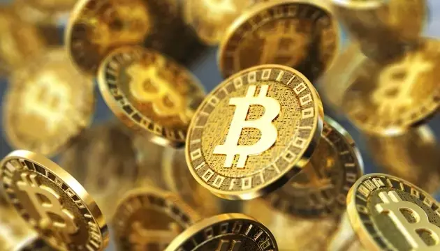 Strategic Investment Approaches in the Cryptocurrency Market: An Analysis of MSTR and Bitcoin Exposure