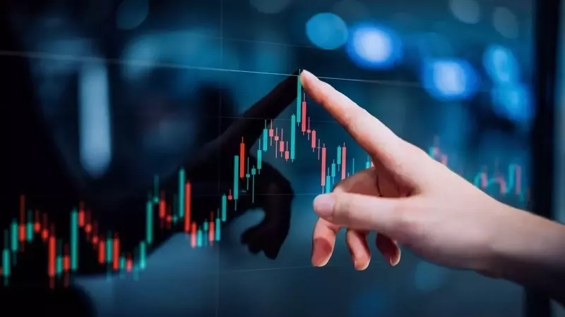 Understanding Price Movements in Financial Markets: Points, Ticks, and Pips