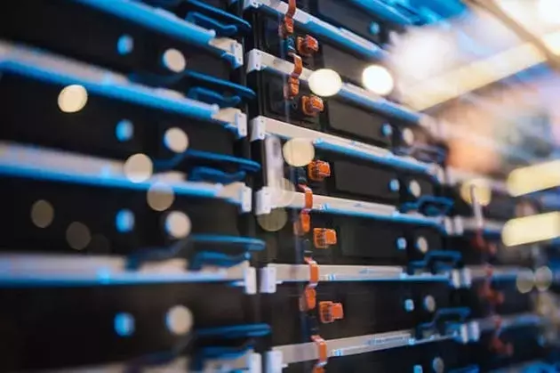 Super Micro Computer Navigates AI Server Boom with Strategic Capital Raises and Strong Financials