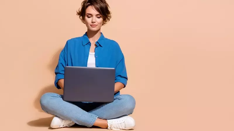 Upwork Faces AI Challenges, Offers Promising Risk-Reward at Low Valuation