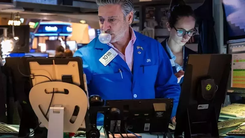 S&P 500 Experiences Minor Dip After Reaching New Heights