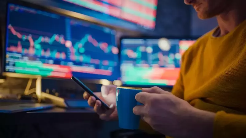 Navigating the Path to a Hedge Fund Career