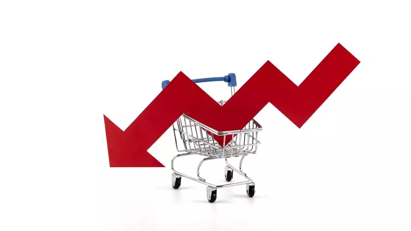 U.S. Consumer Sentiment Declines Amidst Inflationary Concerns