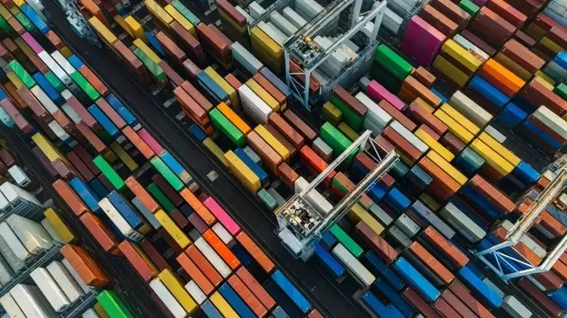 Diana Shipping (DSX) Rating Downgraded Amidst Uncertain Outlook