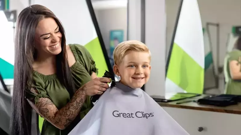 Tech-Savvy Parents' Back-to-School Haircut Hack