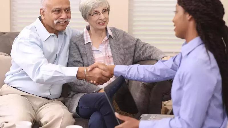 Retirement Withdrawal Strategies: Bucket vs. Systematic