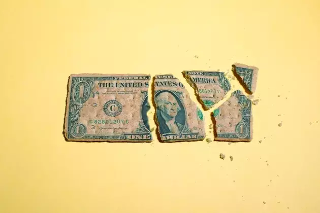 Bitcoin's Bullish Turn: Macro Shifts and Regulatory Clarity Drive New Cycle
