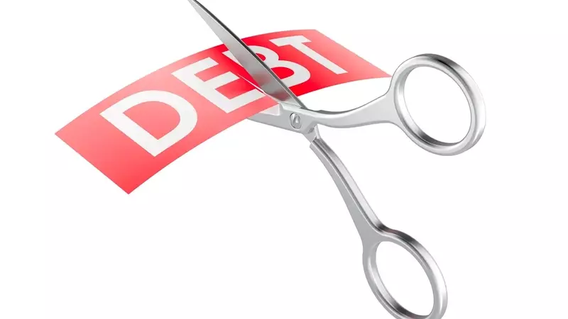 CION Investment Corp's Common Stock: Unattractive Amidst Underperformance and Leverage Concerns