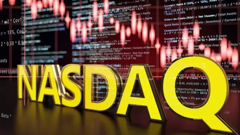 Invesco NASDAQ 100 ETF: Valuation Attractive, Technicals Mixed, Near-Term Headwinds