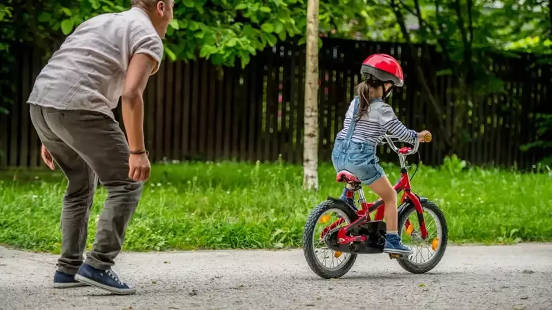 The Lighthouse Parenting Approach: Nurturing Independence and Resilience in Children