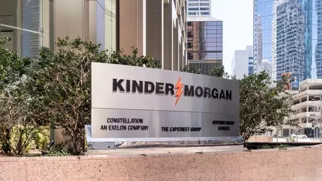 Kinder Morgan: Downgrade to Hold Due to Valuation, Not Fundamentals