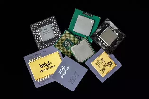 Intel's AI Trajectory: CPU Renaissance and ASIC Growth