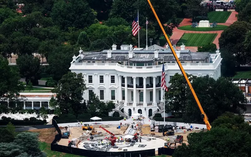 White House Helipad Project Faces Setback and Redesign
