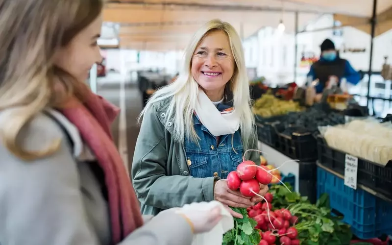 Top US Cities for Retirees Who Value Farmers Markets